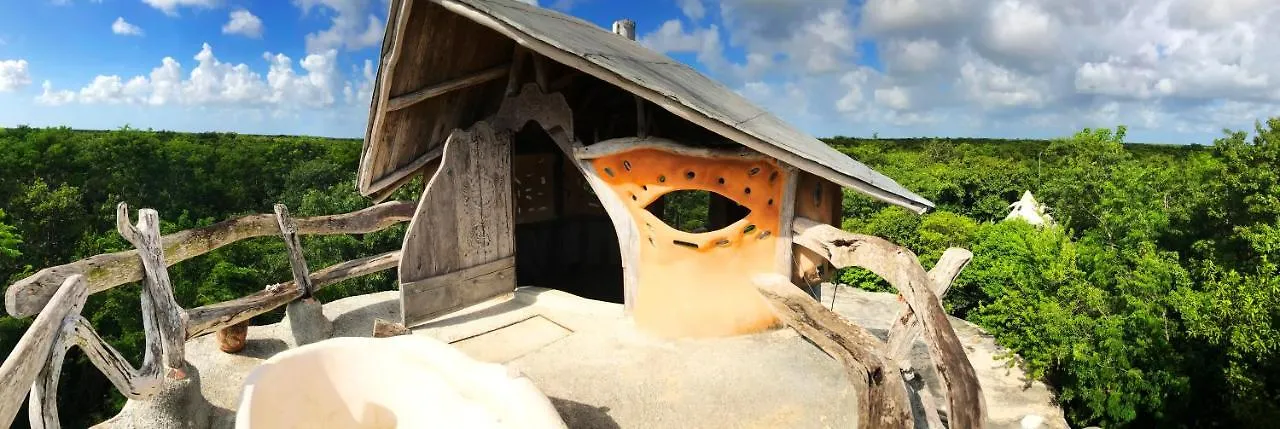 Portal Xibalba Hotel Playa del Carmen Campsite